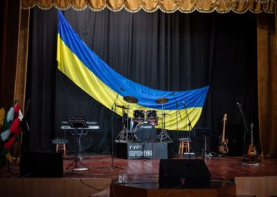 народний аматорський вокально-інструментальний гурт «Відродження»