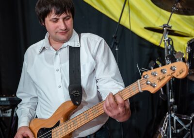 народний аматорський вокально-інструментальний гурт «Відродження»